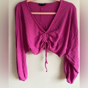 Cute casual cropped top plunge neckline